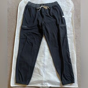 Vuori women’s vista jogger in charcoal heather